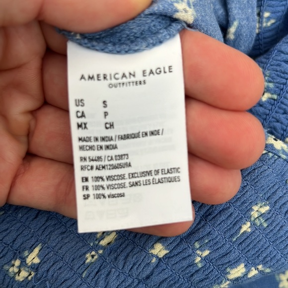 American Eagle Floral Jumpsuit - Picture 6 of 6